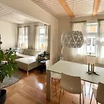 Feinzeit Cozy Rosy - 1-2 Schlafzimmer, 4-6 Gaeste, Parkplatz Bamberg
