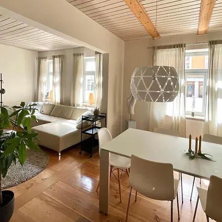 Feinzeit Cozy Rosy - 1-2 Schlafzimmer, 4-6 Gaeste, Parkplatz Bamberg