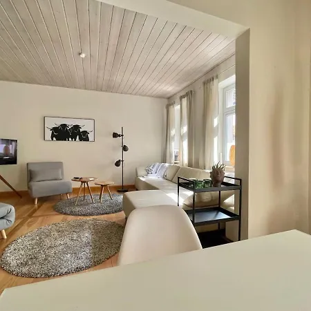 Feinzeit Cozy Rosy - 1-2 Schlafzimmer, 4-6 Gaeste, Parkplatz Apartamento