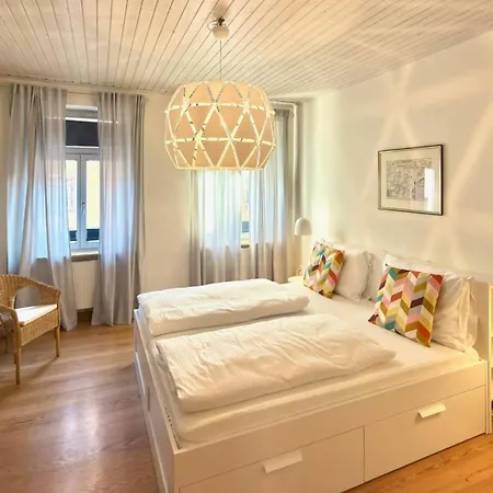 Feinzeit Cozy Rosy - 1-2 Schlafzimmer, 4-6 Gaeste, Parkplatz *