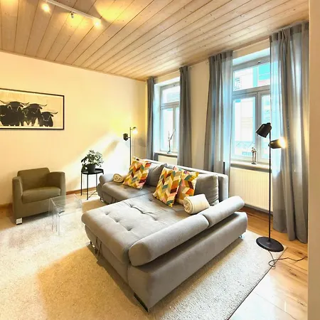 Feinzeit Cozy Rosy - 1-2 Schlafzimmer, 4-6 Gaeste, Parkplatz Bamberg
