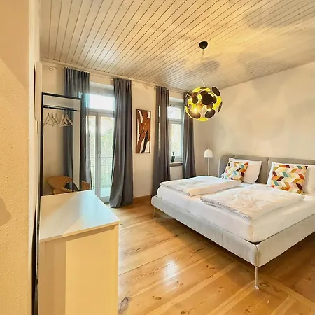 Feinzeit Cozy Rosy - 1-2 Schlafzimmer, 4-6 Gaeste, Parkplatz * Bamberg