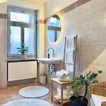 Feinzeit Cozy Rosy - 1-2 Schlafzimmer, 4-6 Gaeste, Parkplatz * 巴姆贝格