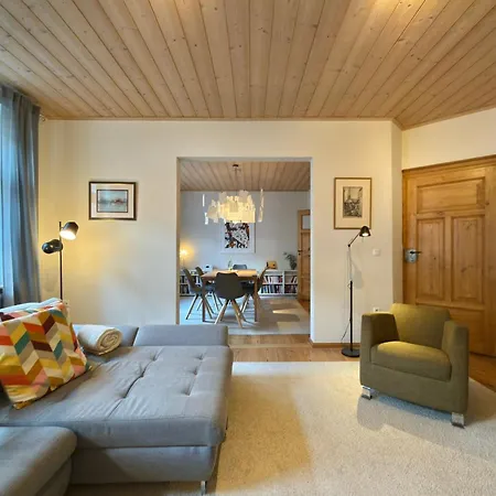 Feinzeit Cozy Rosy - 1-2 Schlafzimmer, 4-6 Gaeste, Parkplatz Apartman *