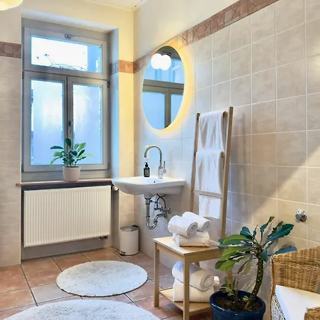 Feinzeit Cozy Rosy - 1-2 Schlafzimmer, 4-6 Gaeste, Parkplatz * Bamberg