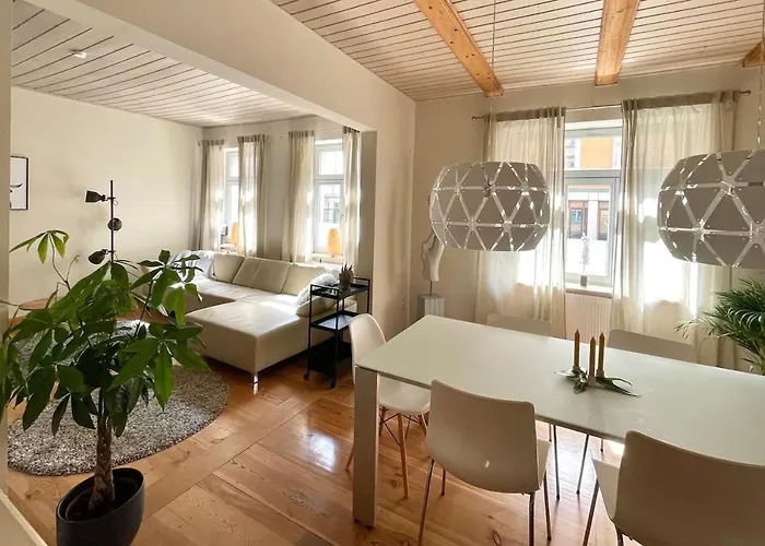 Feinzeit Cozy Rosy - 1-2 Schlafzimmer, 4-6 Gaeste, Parkplatz באמברג